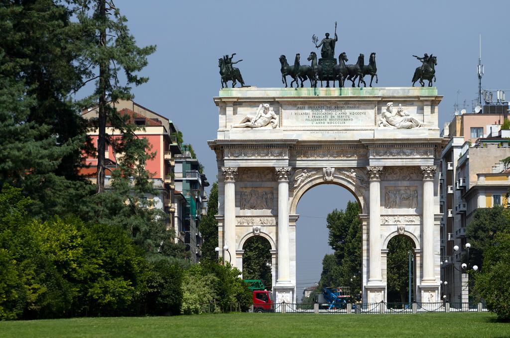 Aparthotel Easy - Rooms&apartments Navigli 2*