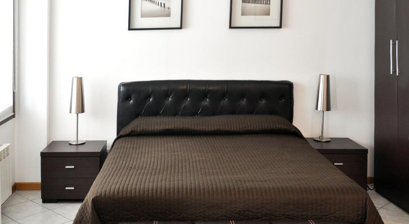 Easy - Rooms&apartments Navigli Aparthotel 2*